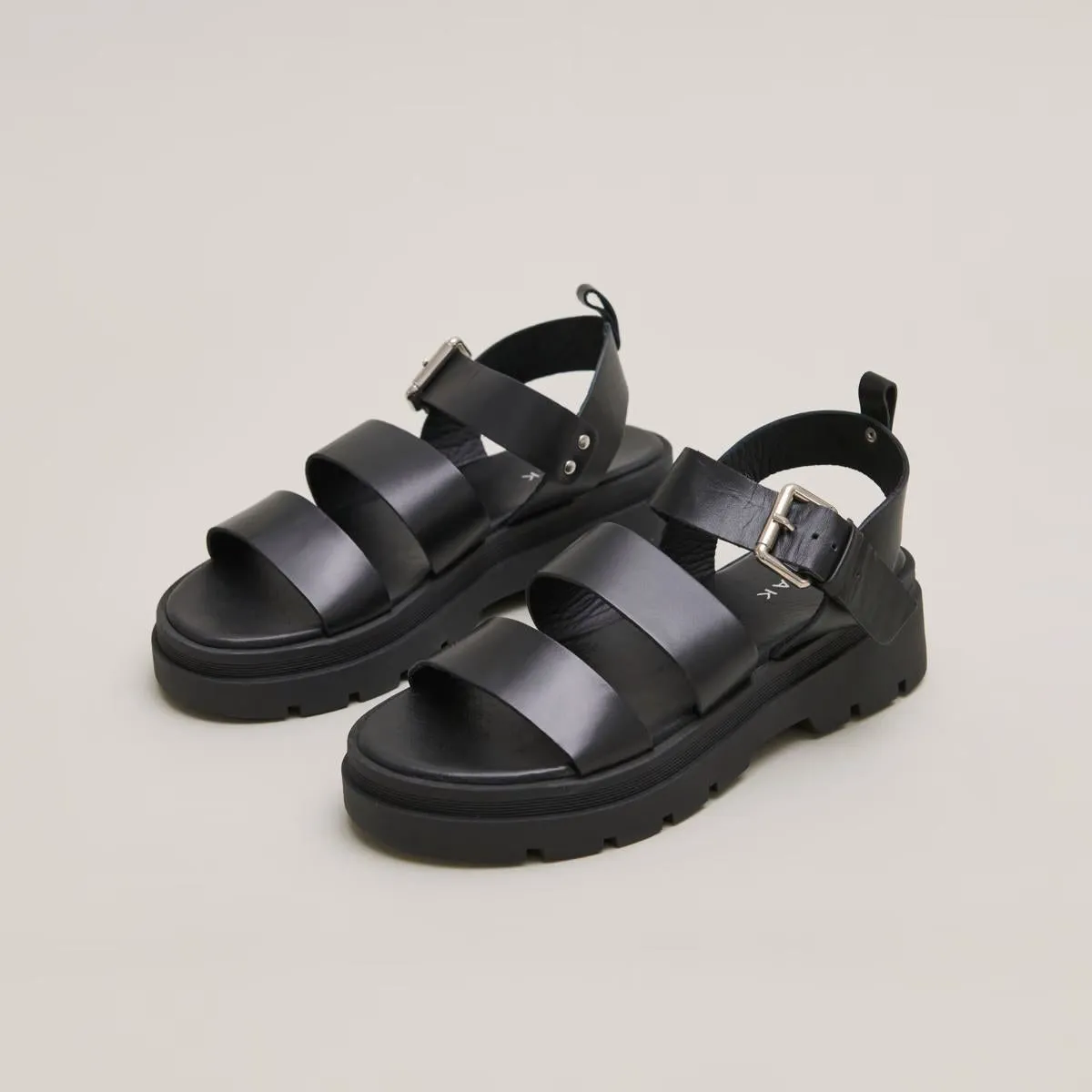 388- Priame Cuir Noir