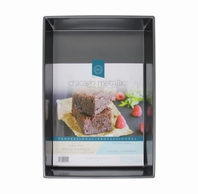 Chicago Metallic | Professional 9" x 13" Rectangle Cake Pan