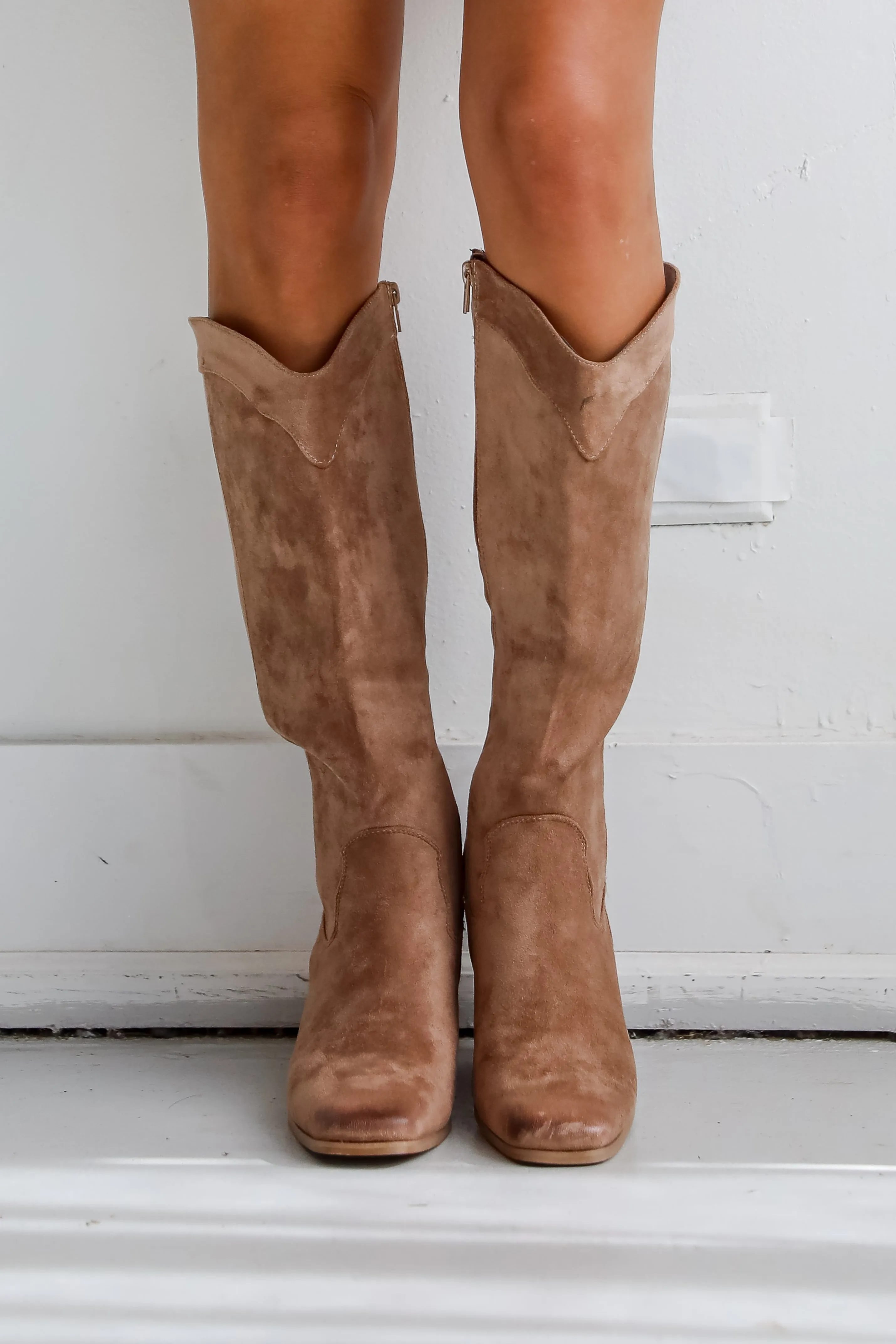 FINAL SALE - Rodeo Cutie Taupe Suede Western Boots