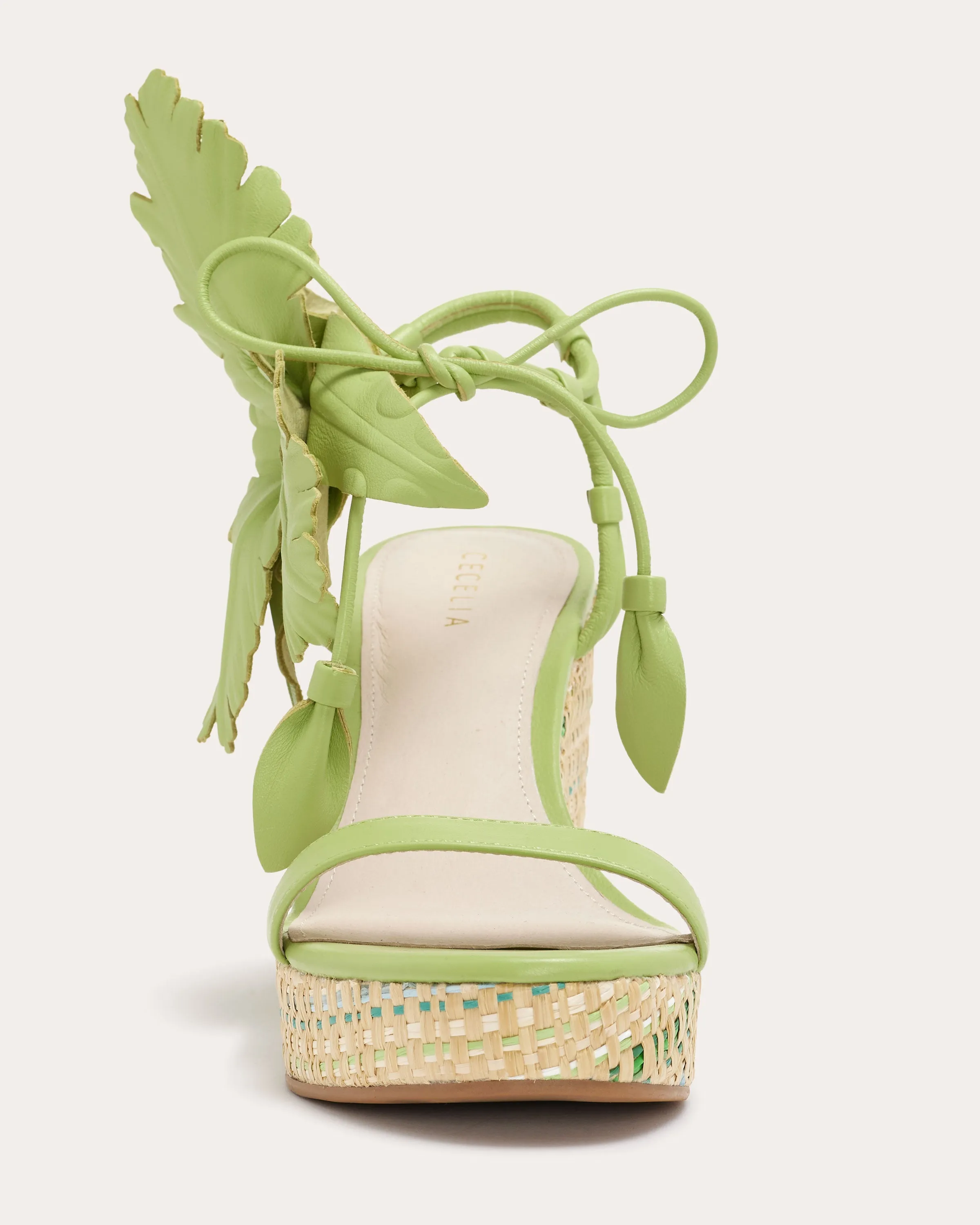Lily Flower Wedge