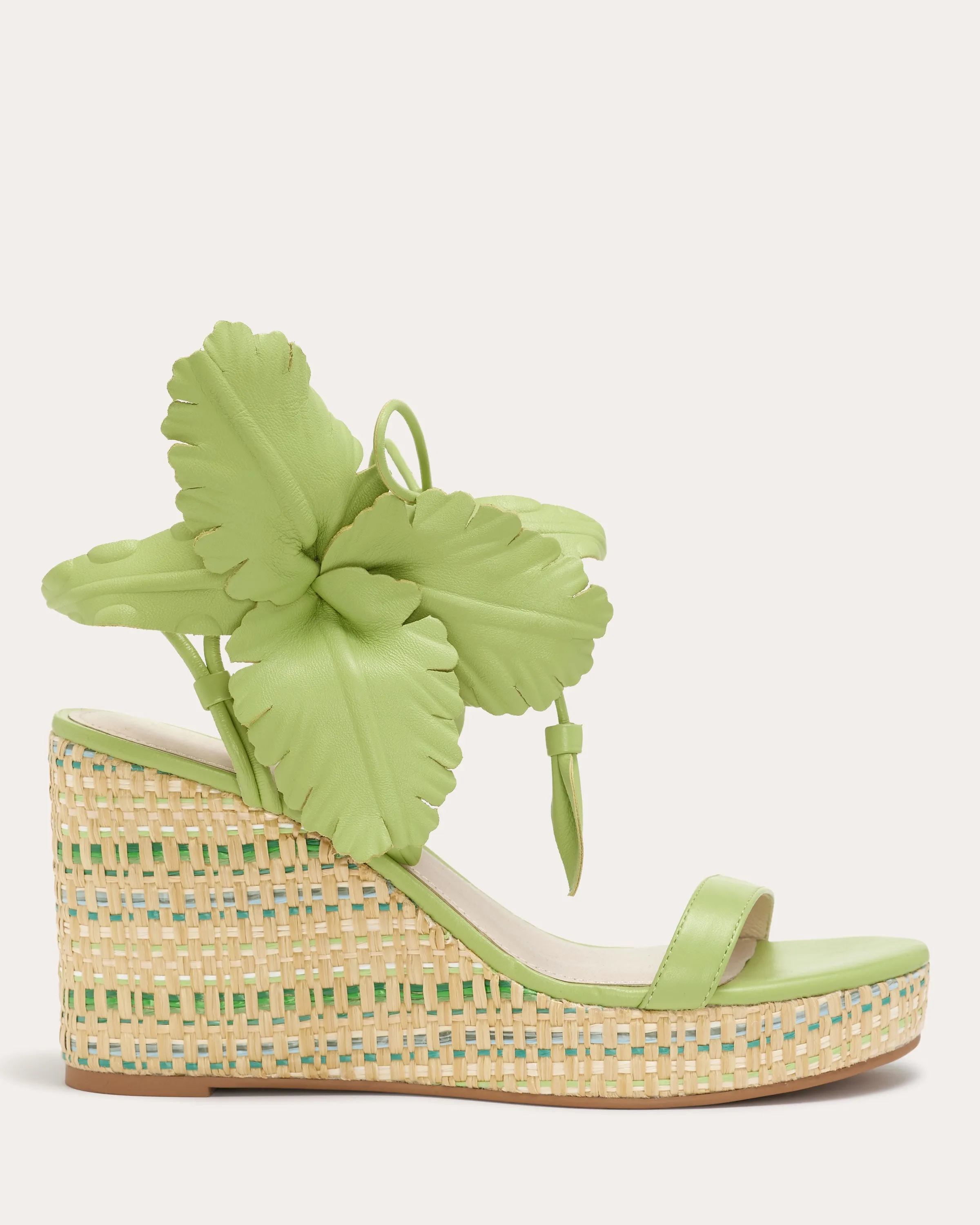 Lily Flower Wedge