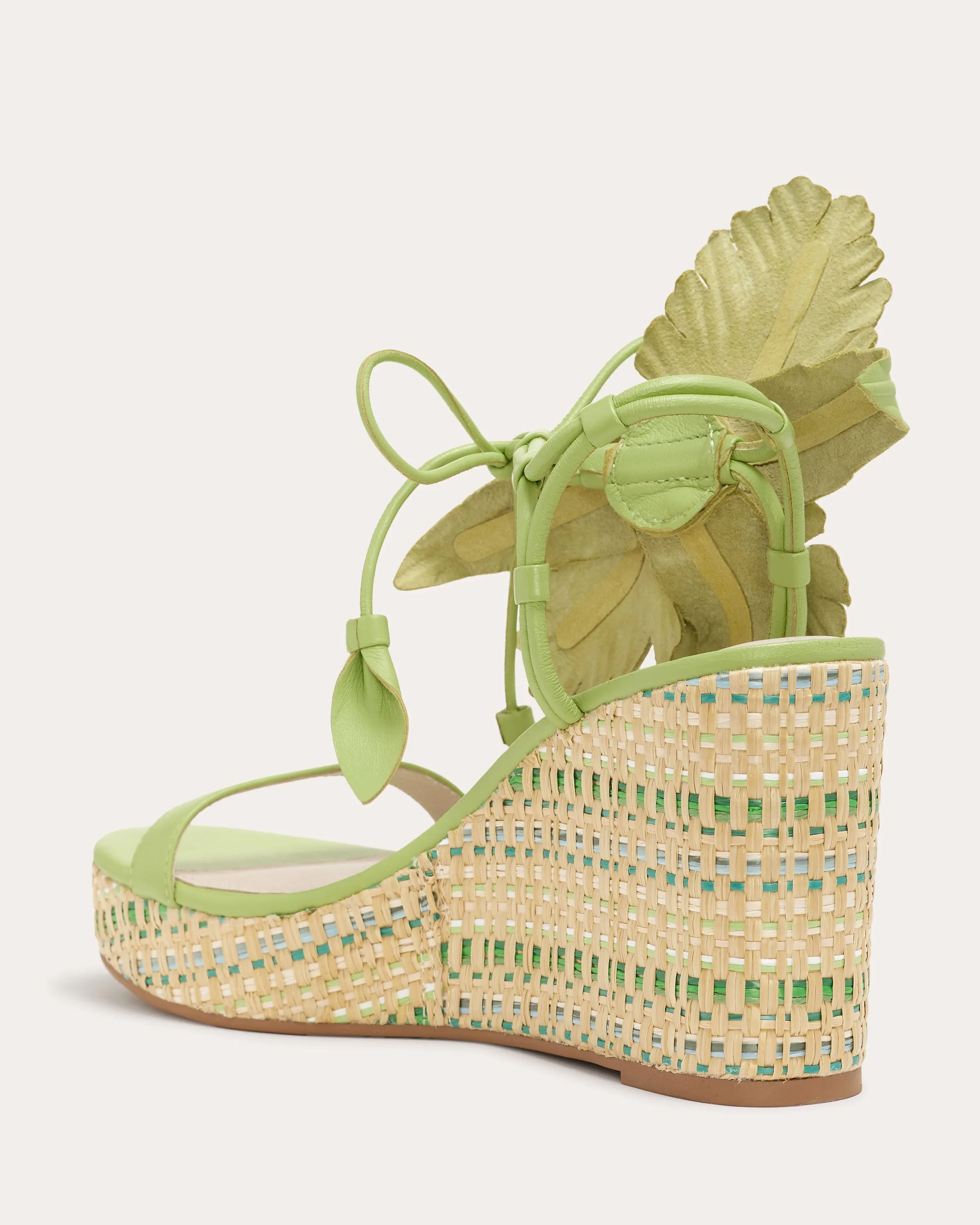 Lily Flower Wedge